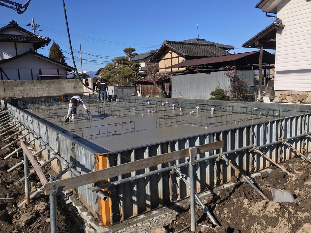 基礎打設工事 長野県 長野市の子育て世代の安くていい家専門店 アトラスホーム