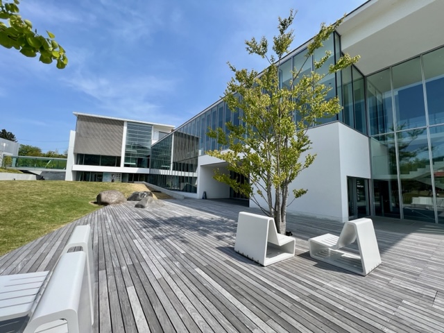 長野県立美術館