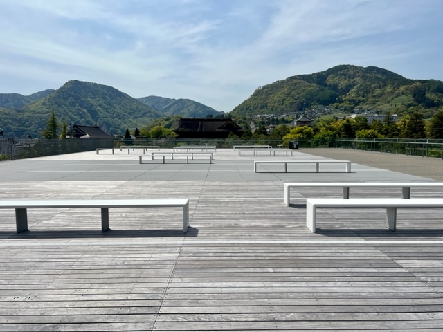 長野県立美術館