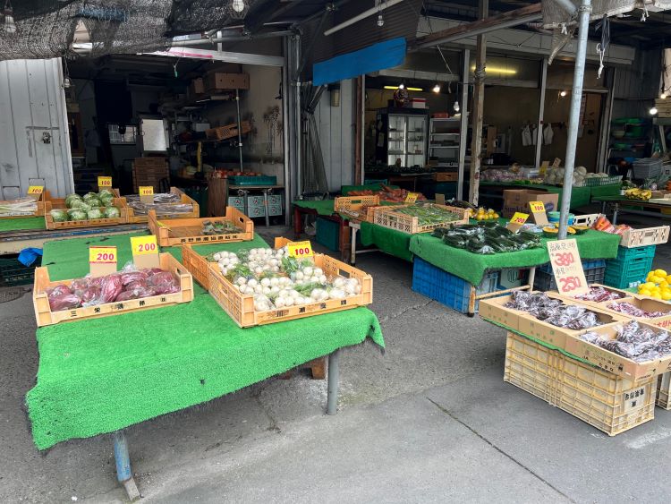 岡田青果中村店