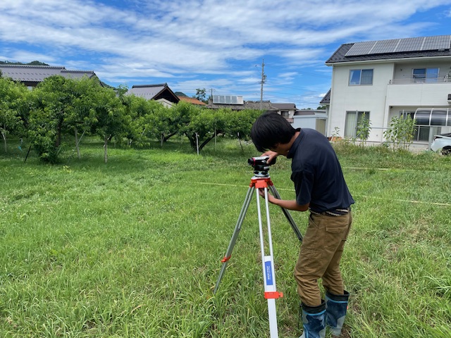 中野市建物配置出し作業